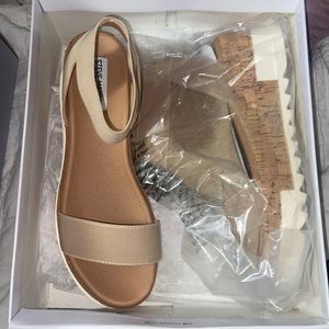 NWT Steve Madden Elba Flatform Sandal, 8.5